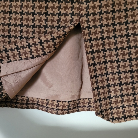 VINTAGE Holt Renfrew Brown Houndstooth Wool Blend Pencil Skirt - Picture 5 of 8